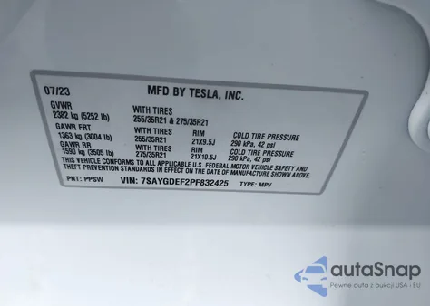 2023 Tesla Model Y Performance Dual Motor All-Wheel Drive z USA, uszkodzony, nr VIN 7SAYGDEF2PF832425